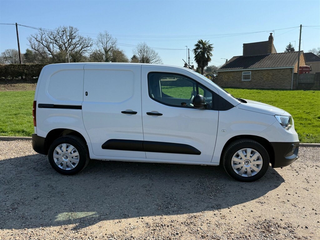 Vauxhall Combo 1.5 L 1.5 Turbo D 2300 Prime L1 H1 Euro 6 Ss DT73AKP White #2
