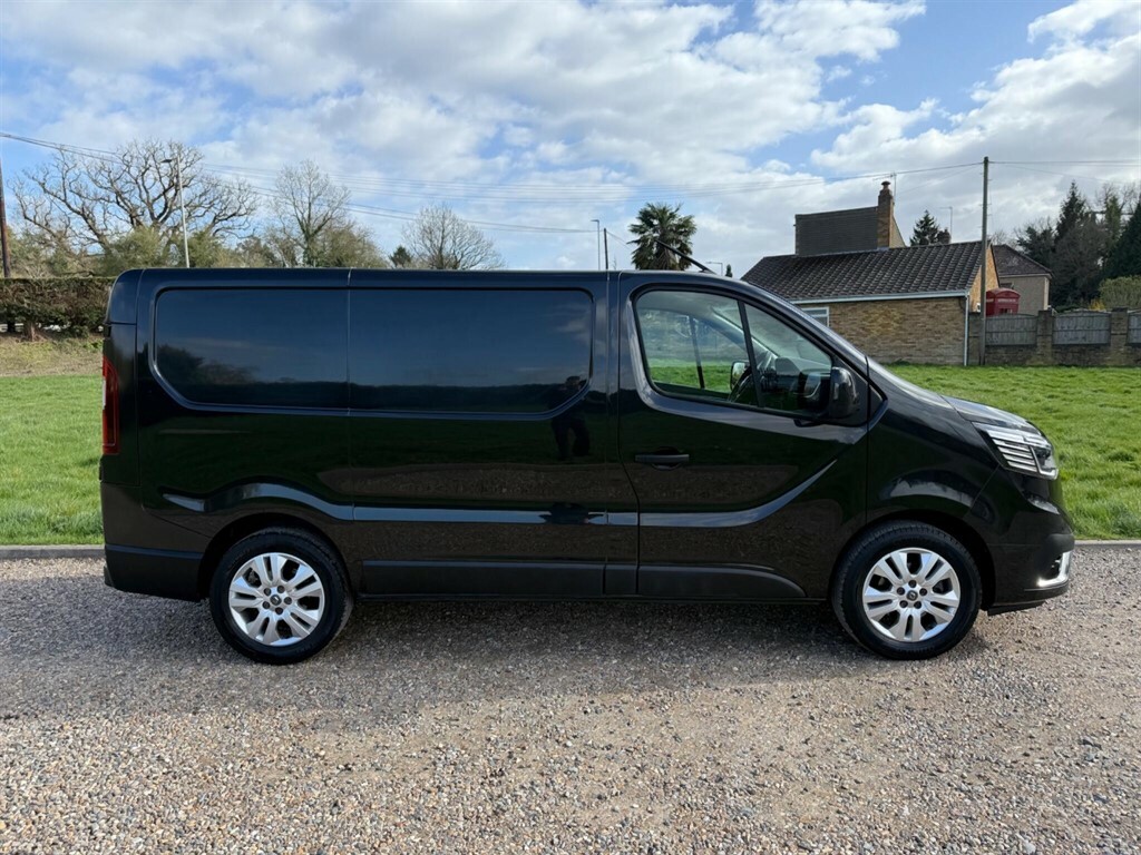 Renault Trafic 2.0 L 2.0 Dci Blue Sl28 Sport L1 H1 Euro 6 Ss 5 YT22EKX Black #3