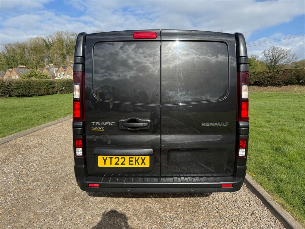 Renault Trafic 2.0 L 2.0 Dci Blue Sl28 Sport L1 H1 Euro 6 Ss 5 YT22EKX Black #4