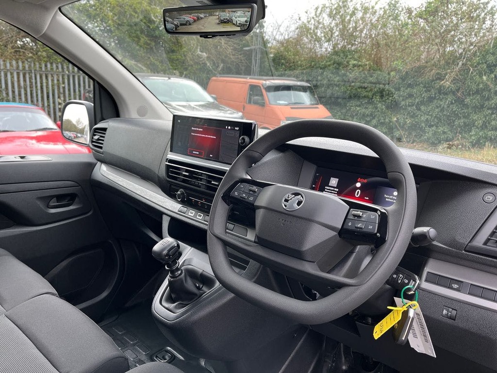 Vauxhall Vivaro 2.0 Turbo D Pro Panel Van 6Dr Swb Eu DT75NTV White #5