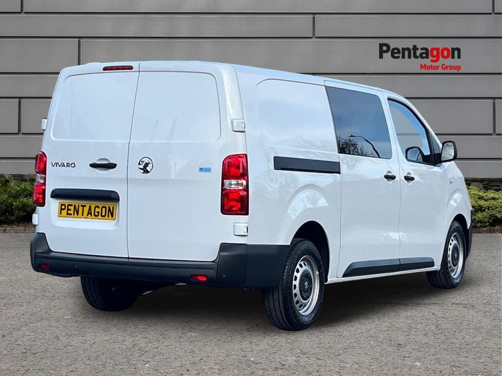 Vauxhall Vivaro 2.0 Turbo D Prime Xl Crew Van Double Cab 6Dr Diese ML75ZLY White #4