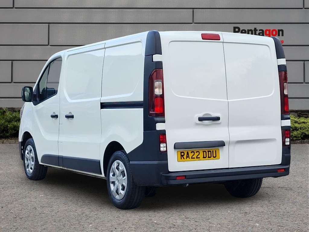 Renault Trafic 2.0 Dci Blue Sl28 Business Panel Van Ma RA22DDU White #2