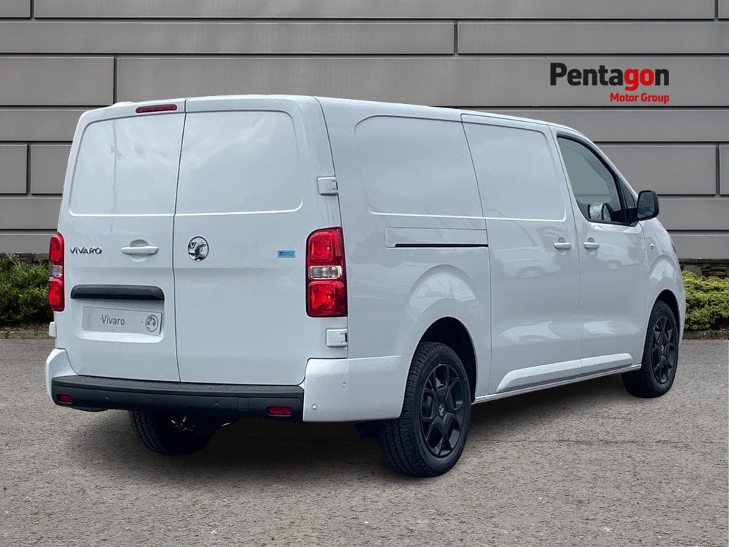 Vauxhall Vivaro 1.5 Turbo D Pro Xl Panel Van 6Dr Lwb DS75BXW White #4