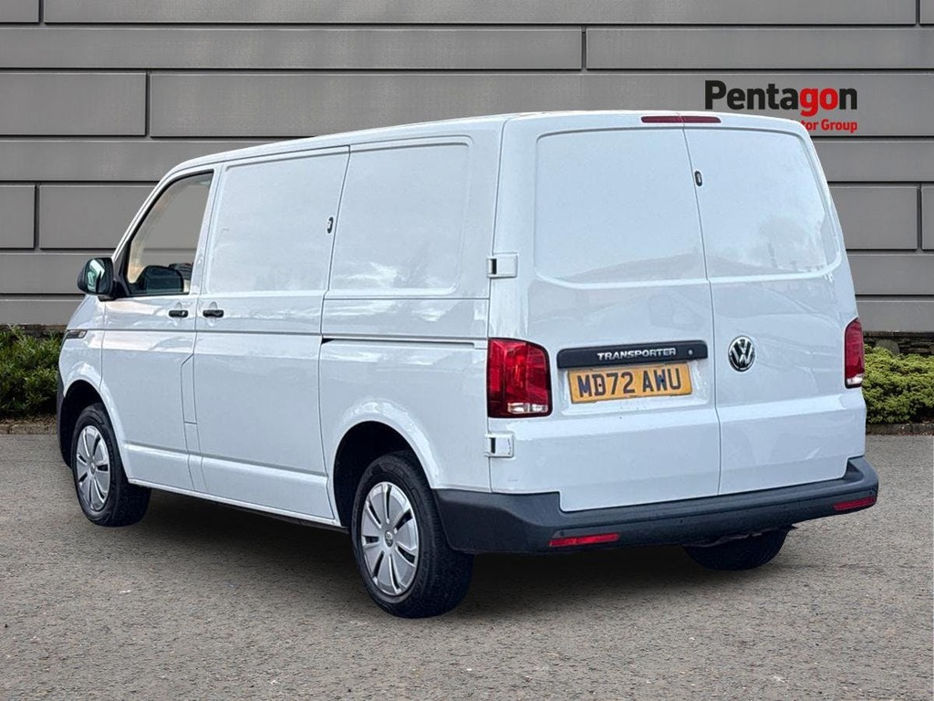 Volkswagen Transporter 2.0 Tdi T28 Startline Panel Van MD72AWU White #2
