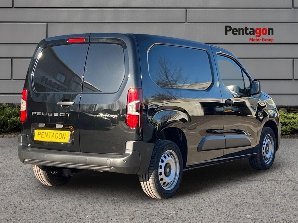 Peugeot Partner 1.5 Bluehdi 1000 Professional Plus Standard Panel VO75MVU Black #4