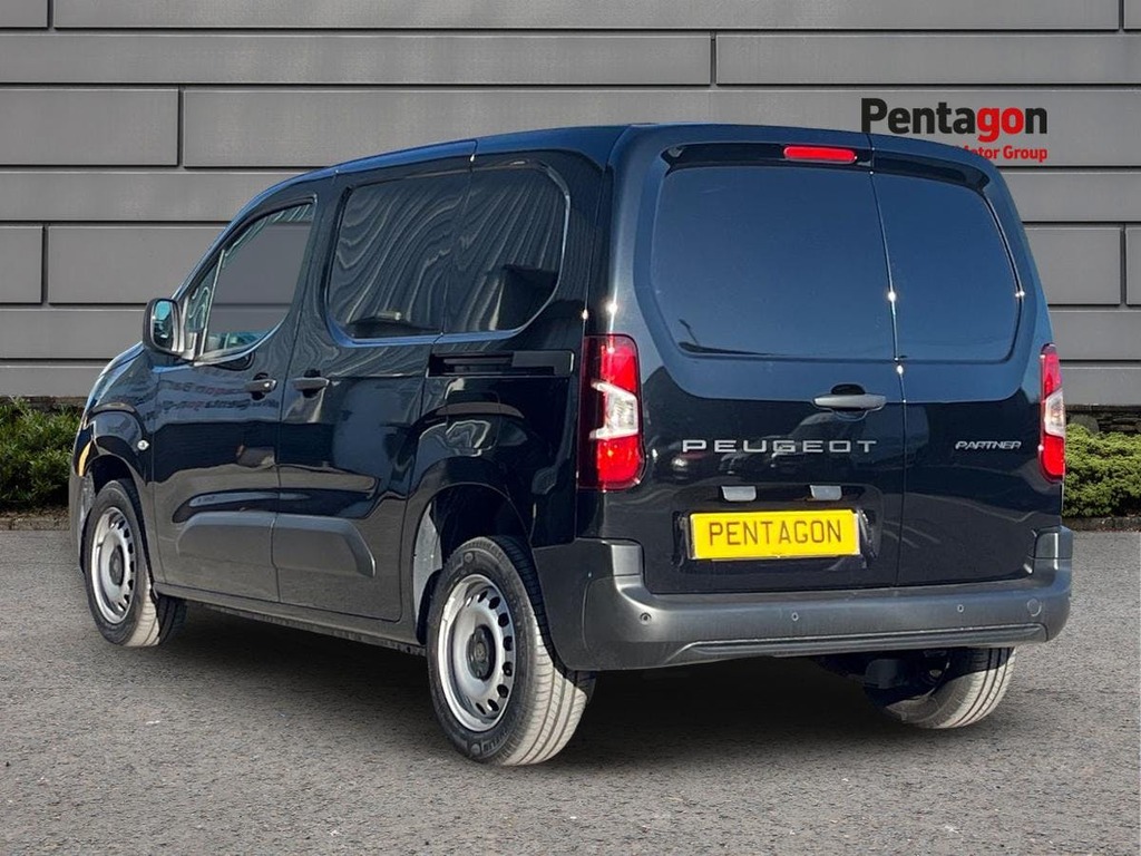 Peugeot Partner 1.5 Bluehdi 1000 Professional Plus Standard Panel VO75MVU Black #2