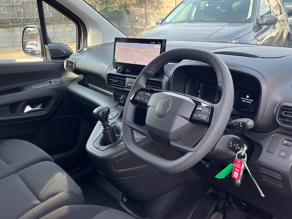 Citroen Berlingo 1.5 Bluehdi 950Driver Xl Panel Van 6Dr Man VN75JEJ White #5