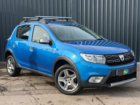 Dacia Sandero Stepway Essential Tce Blue