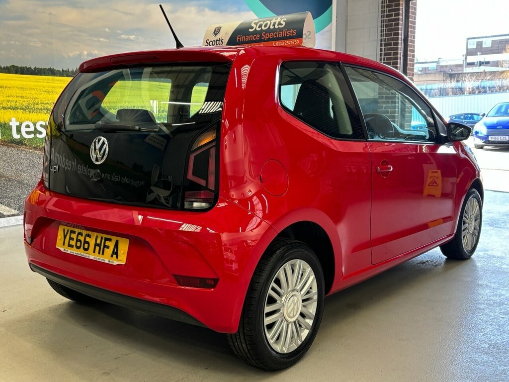 Volkswagen Up 1L Move Up YE66HFA Red #5