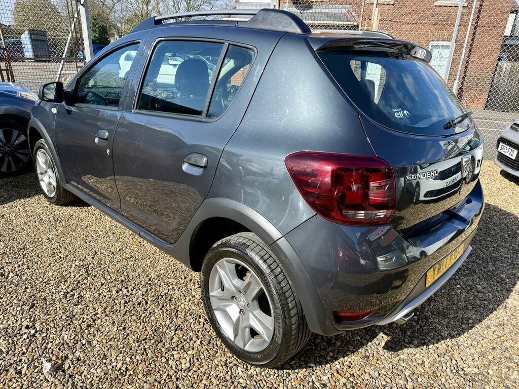 Dacia Sandero Stepway 1.5 Stepway Ambiance Dci 90 2017 YW17FEU Grey #5