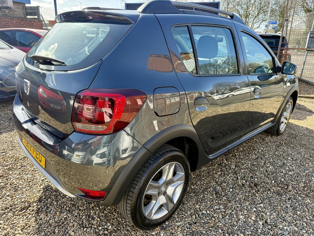 Dacia Sandero Stepway 1.5 Stepway Ambiance Dci 90 2017 YW17FEU Grey #3