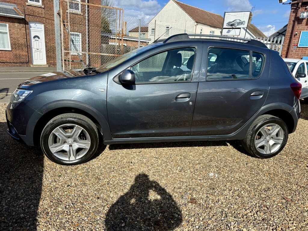 Dacia Sandero Stepway 1.5 Stepway Ambiance Dci 90 2017 YW17FEU Grey #4
