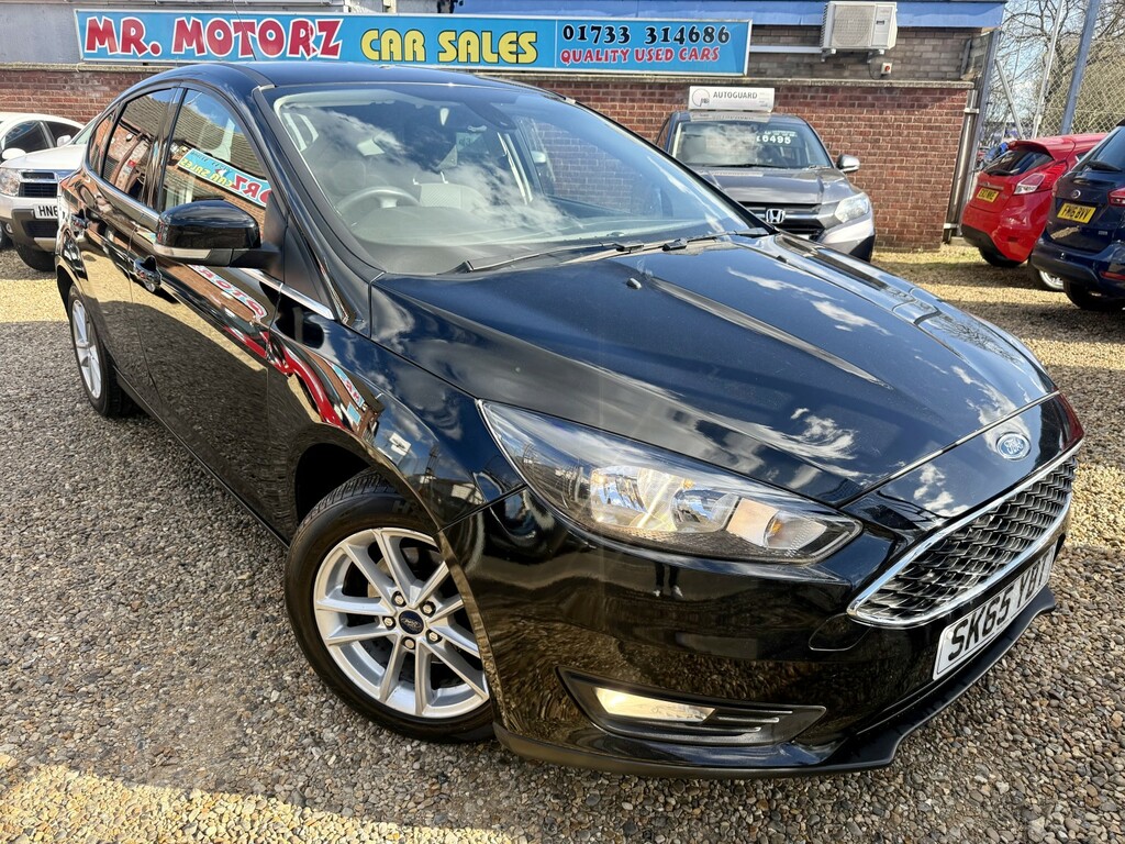 Ford Focus 1.0 T Ecoboost Zetec 2015 Black