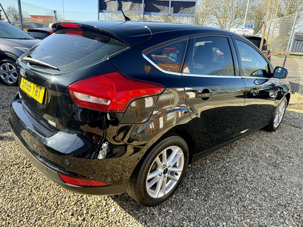 Ford Focus 1.0 T Ecoboost Zetec 2015 SK65YBT Black #4