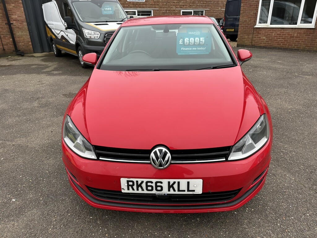 Volkswagen Golf 1.6 Tdi Bluemotion Tech Match Edition RK66KLL Red #3