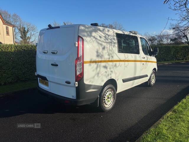 Ford Transit Custom 2.0 Tdci 105Ps Low Roof D Cab Van White