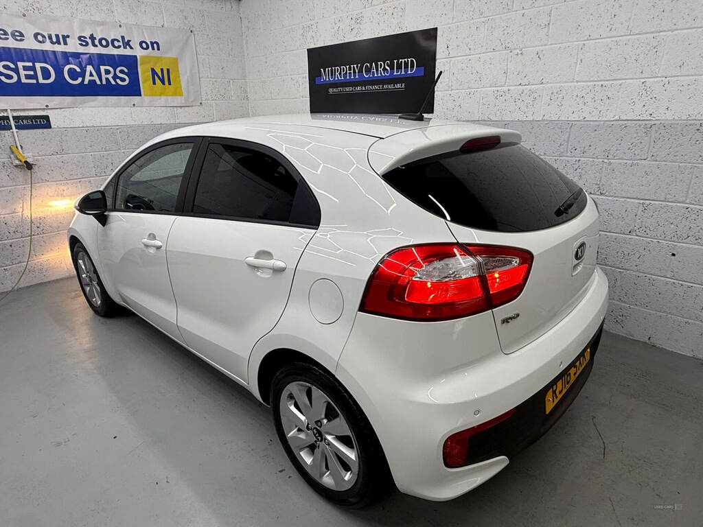 Kia RIO 1.1 Crdi 2 White #5