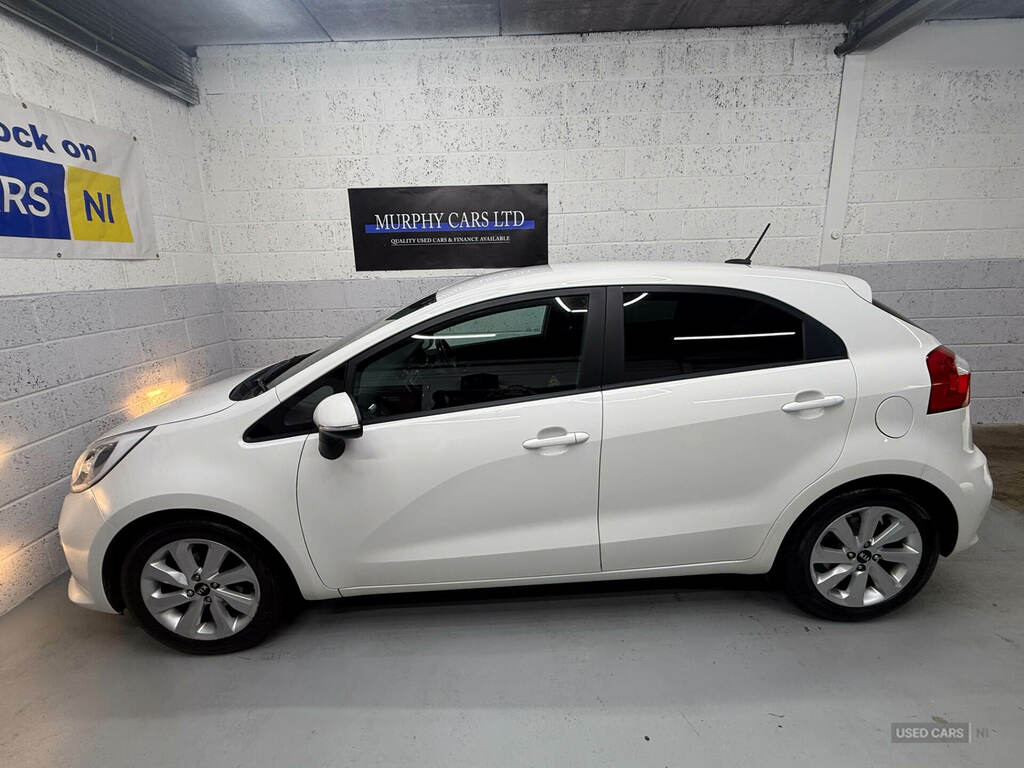 Kia RIO 1.1 Crdi 2 White #6