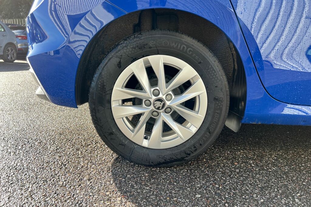 Skoda Fabia 1.0 Mpi 80 Se Edition WF75KCN Blue #5