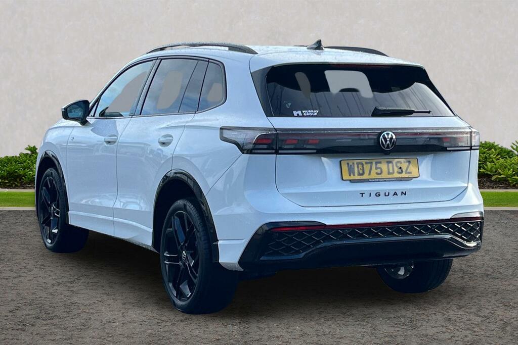 Volkswagen Tiguan 2.0 Tsi 204 4Motion Black Edition Dsg White #3