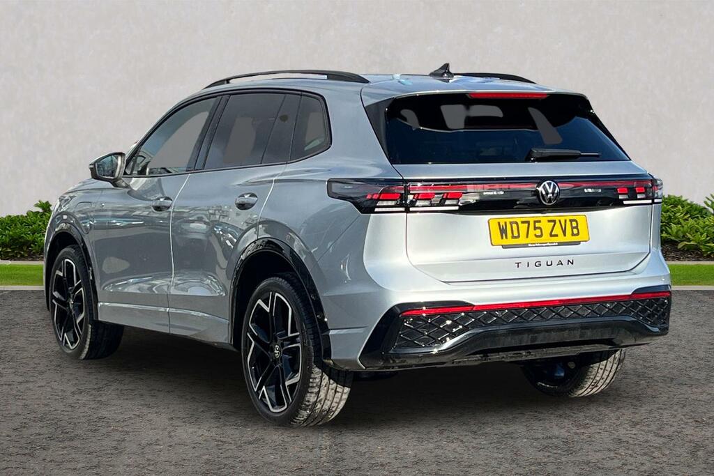 Volkswagen Tiguan 1.5 Tsi 272 Ehybrid R-line Dsg WD75ZVB Silver #3