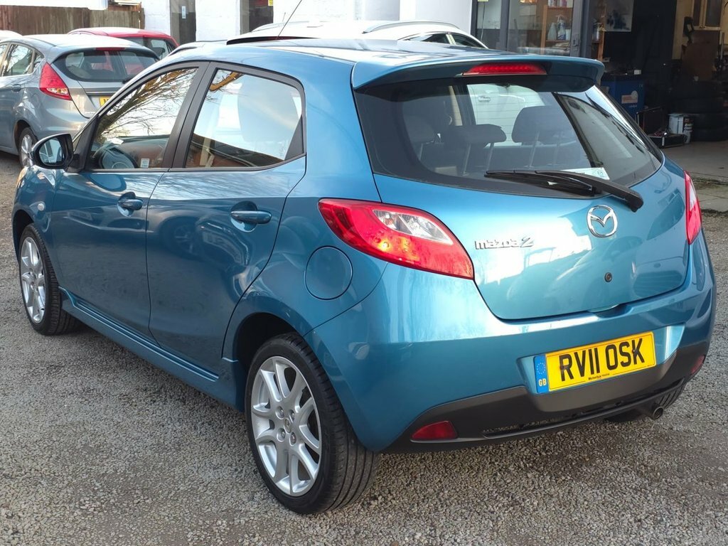 Mazda 2 1.5L Sport Blue #4