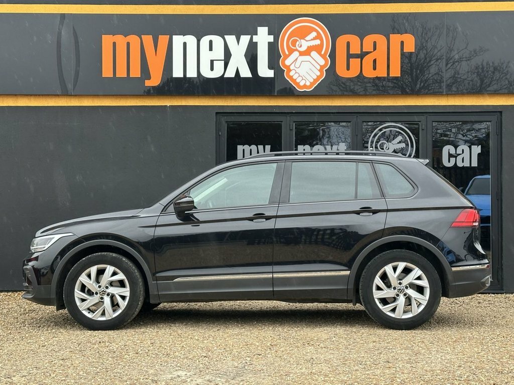 Volkswagen Tiguan 1.5L Life LP22FUY Black #5