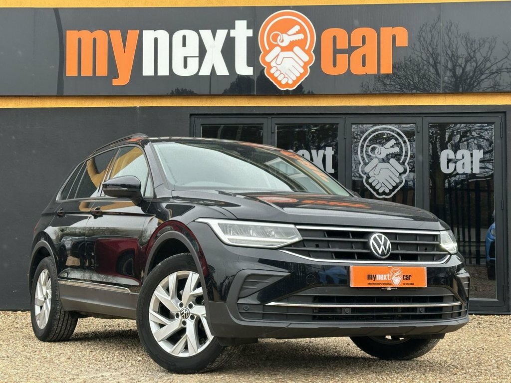 Volkswagen Tiguan 1.5L Life Black
