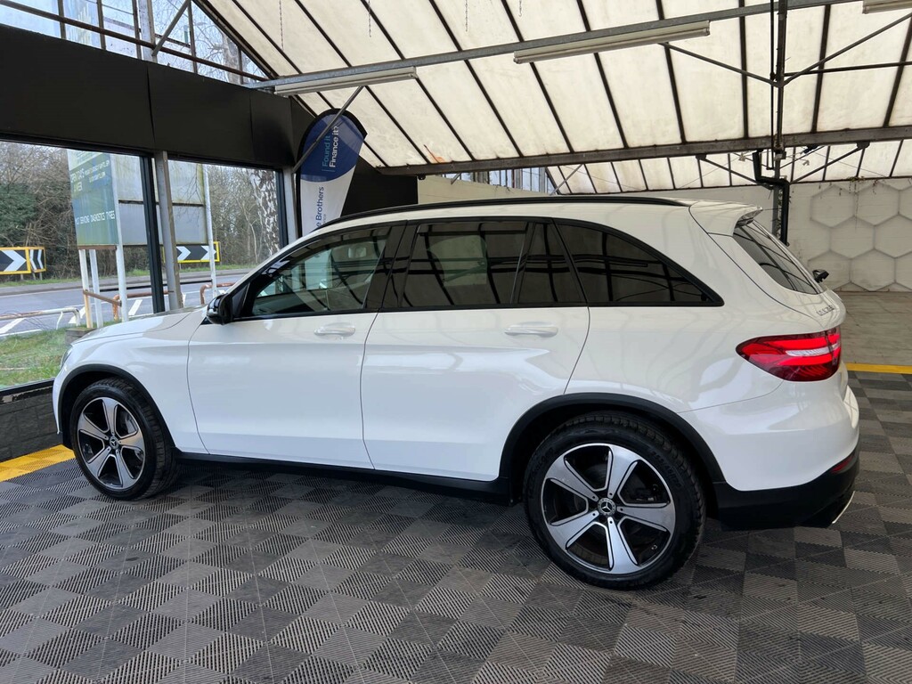 Mercedes-Benz GLC Class Glc 250 Urban Edition 4Matic LF68MFZ White #5