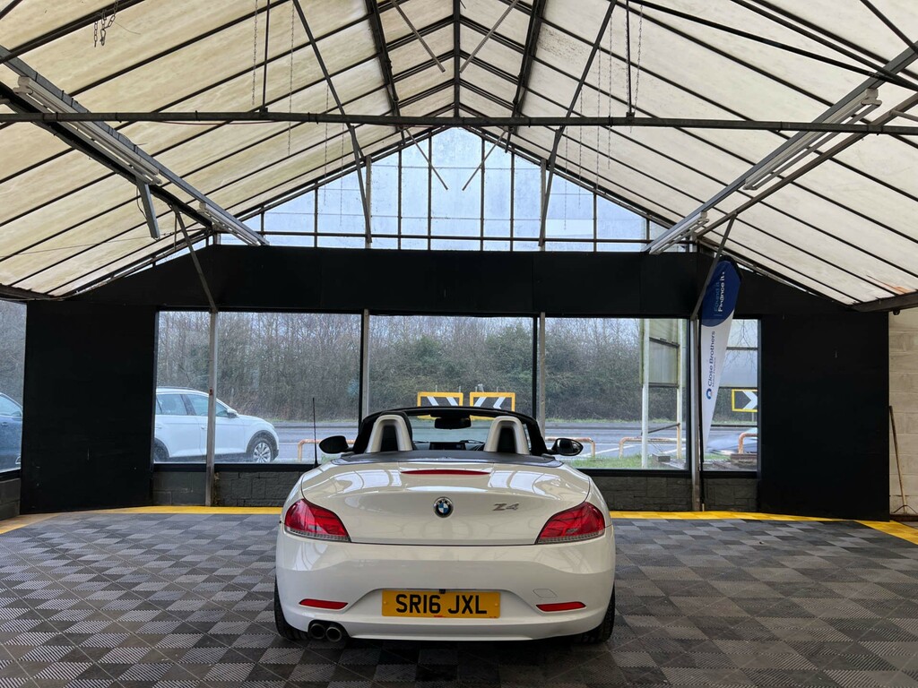 BMW Z4 Convertible SR16JXL White #5