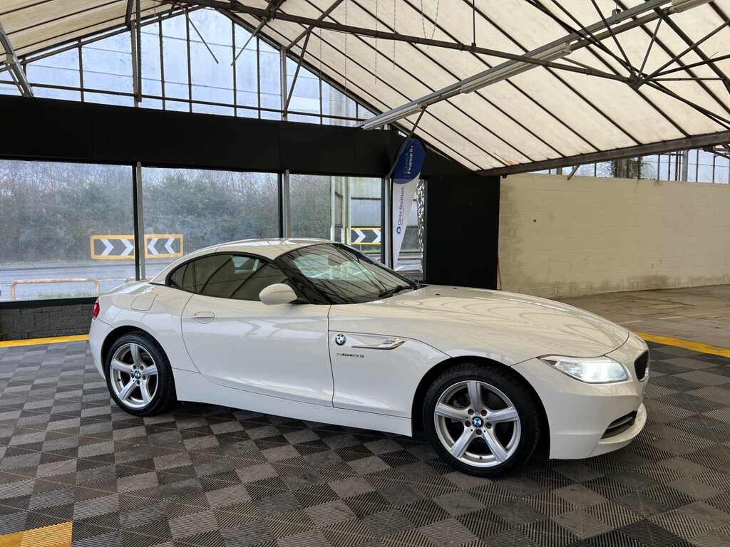 BMW Z4 Convertible SR16JXL White #3