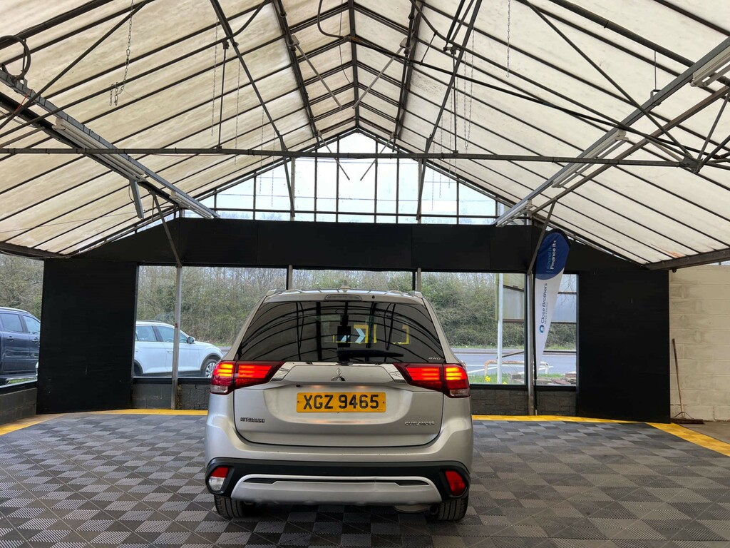 Mitsubishi Outlander Suv XGZ9465 Silver #6