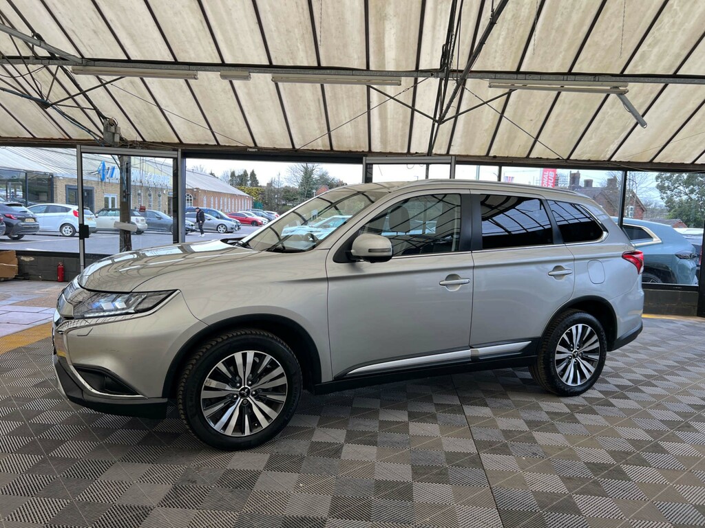 Mitsubishi Outlander Suv XGZ9465 Silver #4