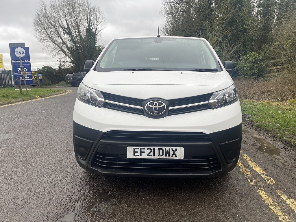 Toyota PROACE 1.5D Icon Medium Panel Van Mwb Euro 6 Ss 6Dr EF21DWX White #6