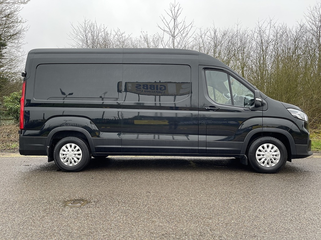 Maxus eDeliver 9 Mpv White #4