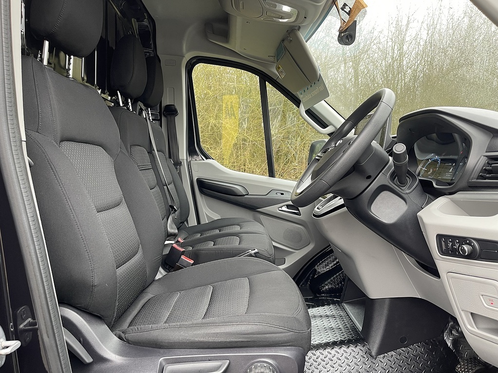 Maxus eDeliver 9 Mpv White #31