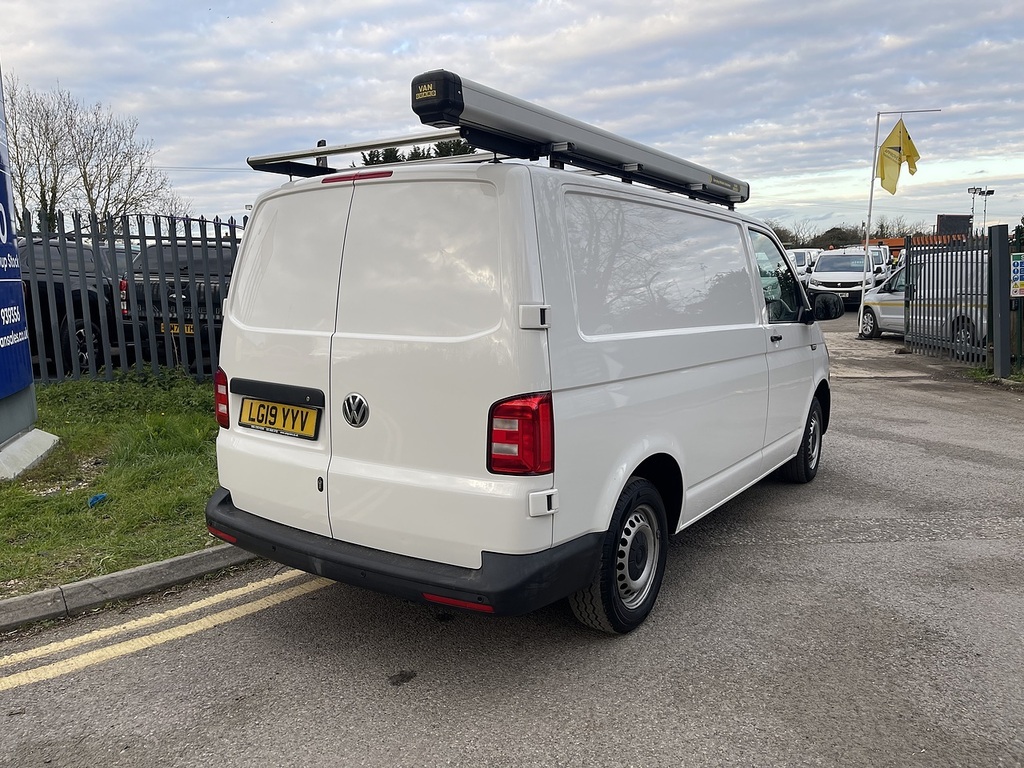 Volkswagen Transporter 2.0 Tdi T28 Startline Fwd Swb Euro 6 Ss LG19YYV White #5