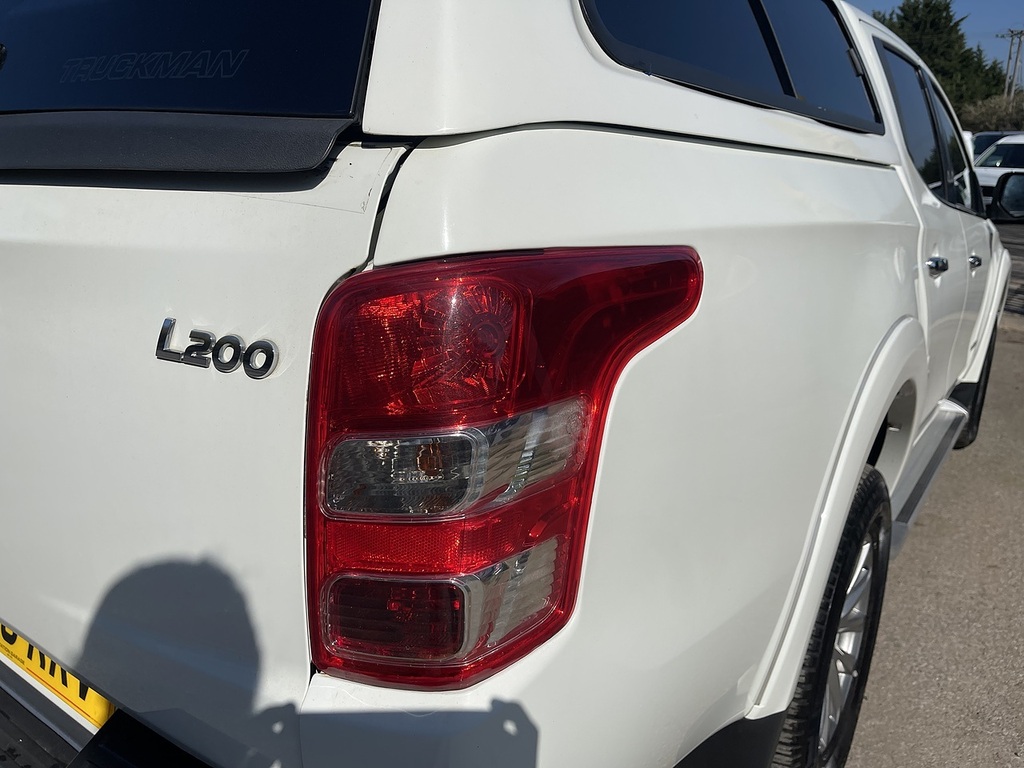 Mitsubishi L200 2.4 Di-d Dc Warrior 4Wd Euro 6 SW68KRV White #5