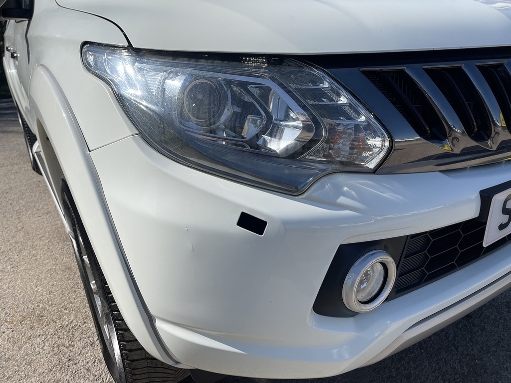 Mitsubishi L200 2.4 Di-d Dc Warrior 4Wd Euro 6 SW68KRV White #6