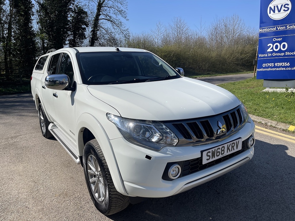 Mitsubishi L200 2.4 Di-d Dc Warrior 4Wd Euro 6 SW68KRV White #2