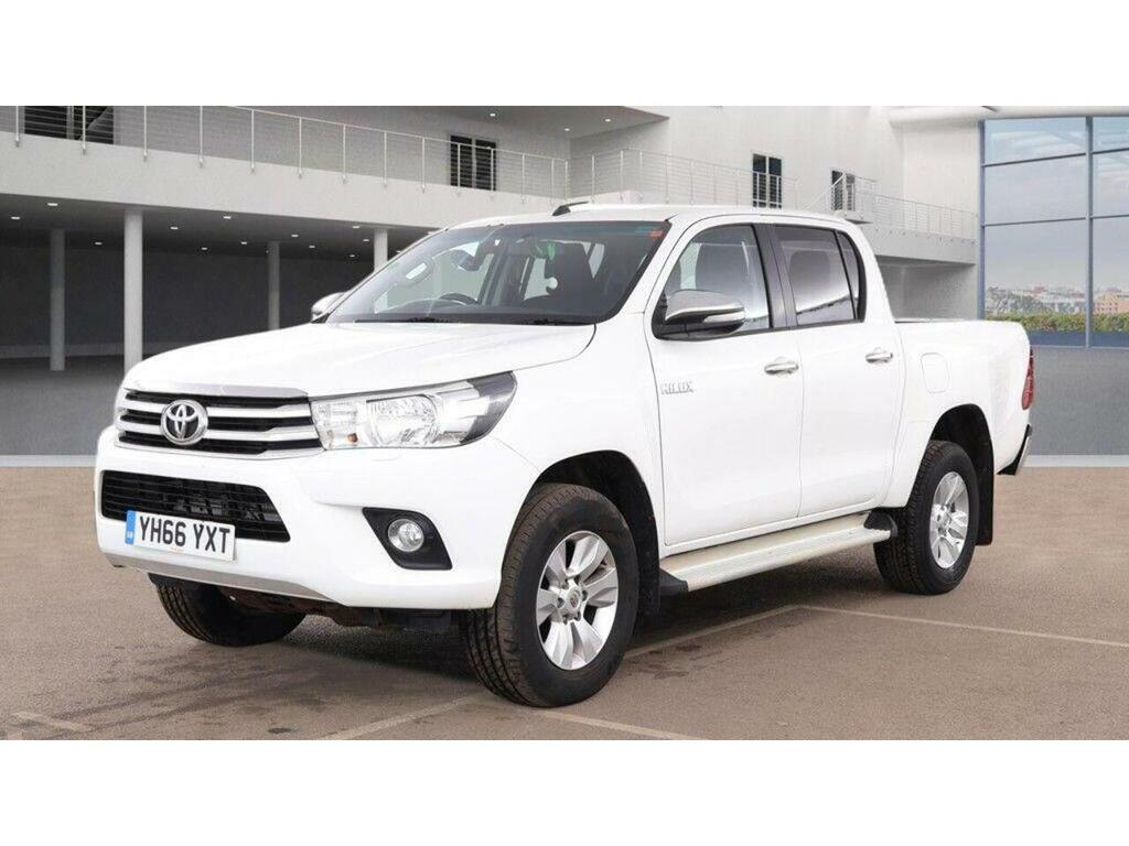 Toyota HILUX 2.4 D-4d Icon 4Wd Euro 6 3.5T White #4