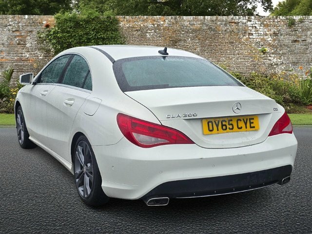 Mercedes-Benz CLA Class 2.1 Cla200 Cdi Sport Coupe Euro White #4