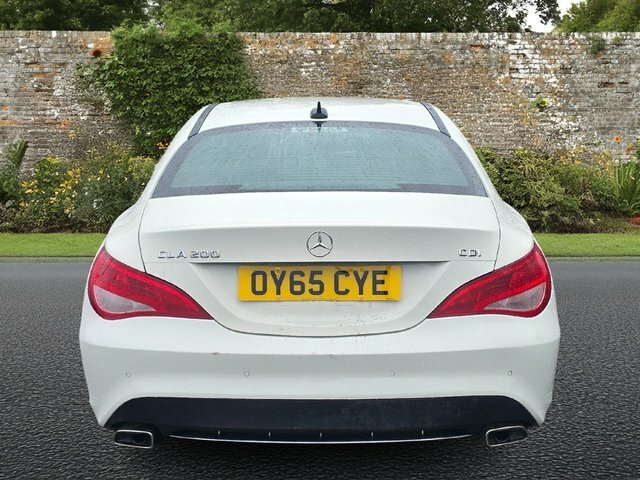 Mercedes-Benz CLA Class 2.1 Cla200 Cdi Sport Coupe Euro White #5