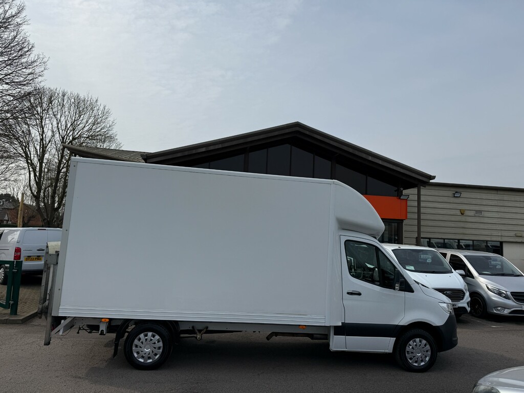 Mercedes-Benz Sprinter 316 Cdi 160Bhp Eu6 Luton Van Lwb KN69FDD White #2