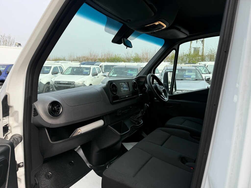 Mercedes-Benz Sprinter 316 Cdi 160Bhp Eu6 Luton Van Lwb KN69FDD White #6