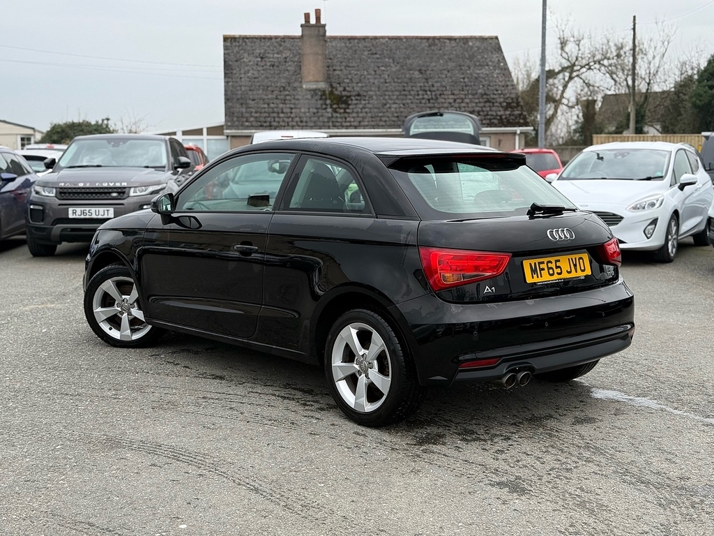 Audi A1 Tfsi Sport MF65JVO Black #3
