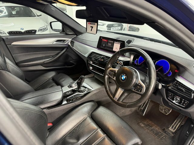 BMW 5 Series 2019 2.0 520D M Sport Saloon Xdriv YE19NZG Blue #4