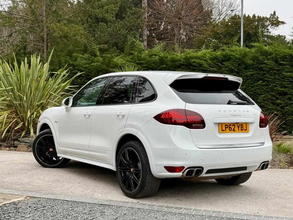 Porsche Cayenne 3.0 Td V6 Tiptronic 4Wd Euro 5 Ss 201262 LP62YBJ White #2