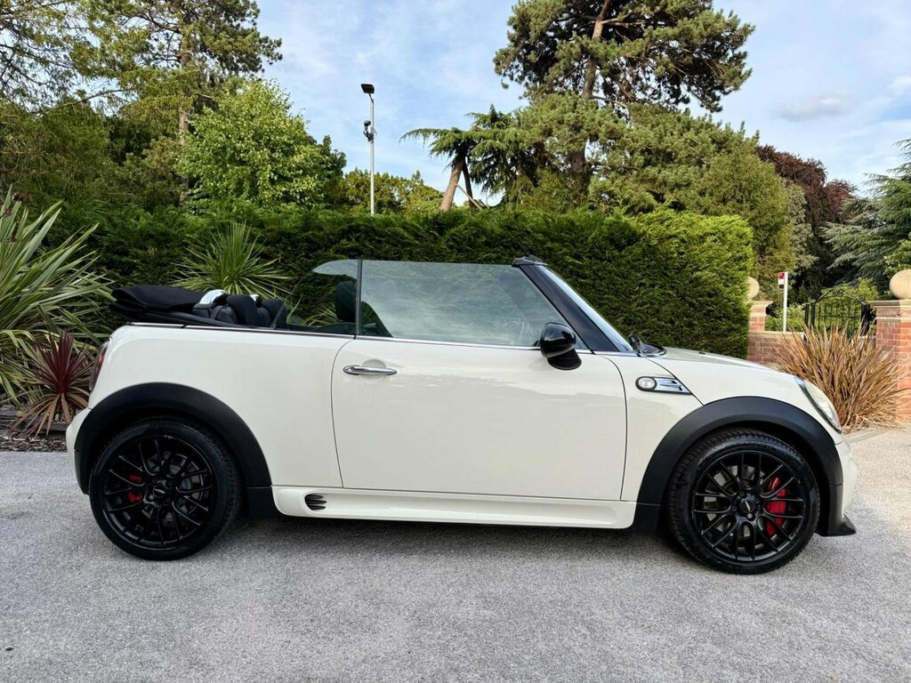 Mini Convertible 1.6 John Cooper Works Euro 5 201010 LY10AFF White #4