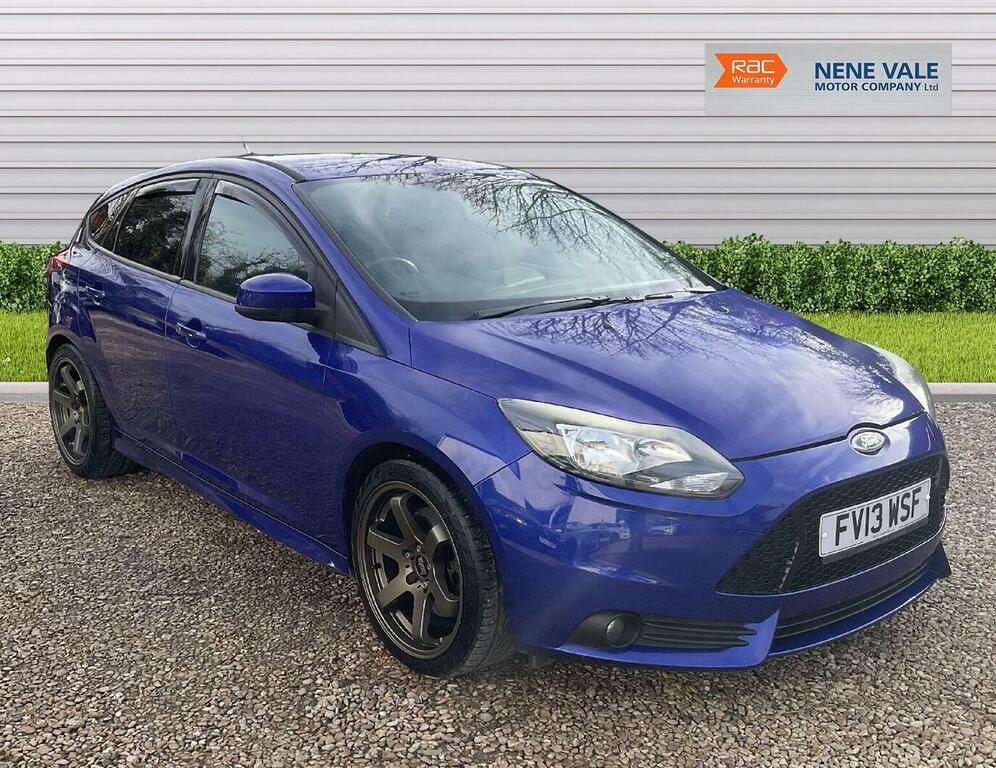 Ford Focus Hatchback 2.0T Ecoboost St-2 Euro 5 Ss 201 Blue